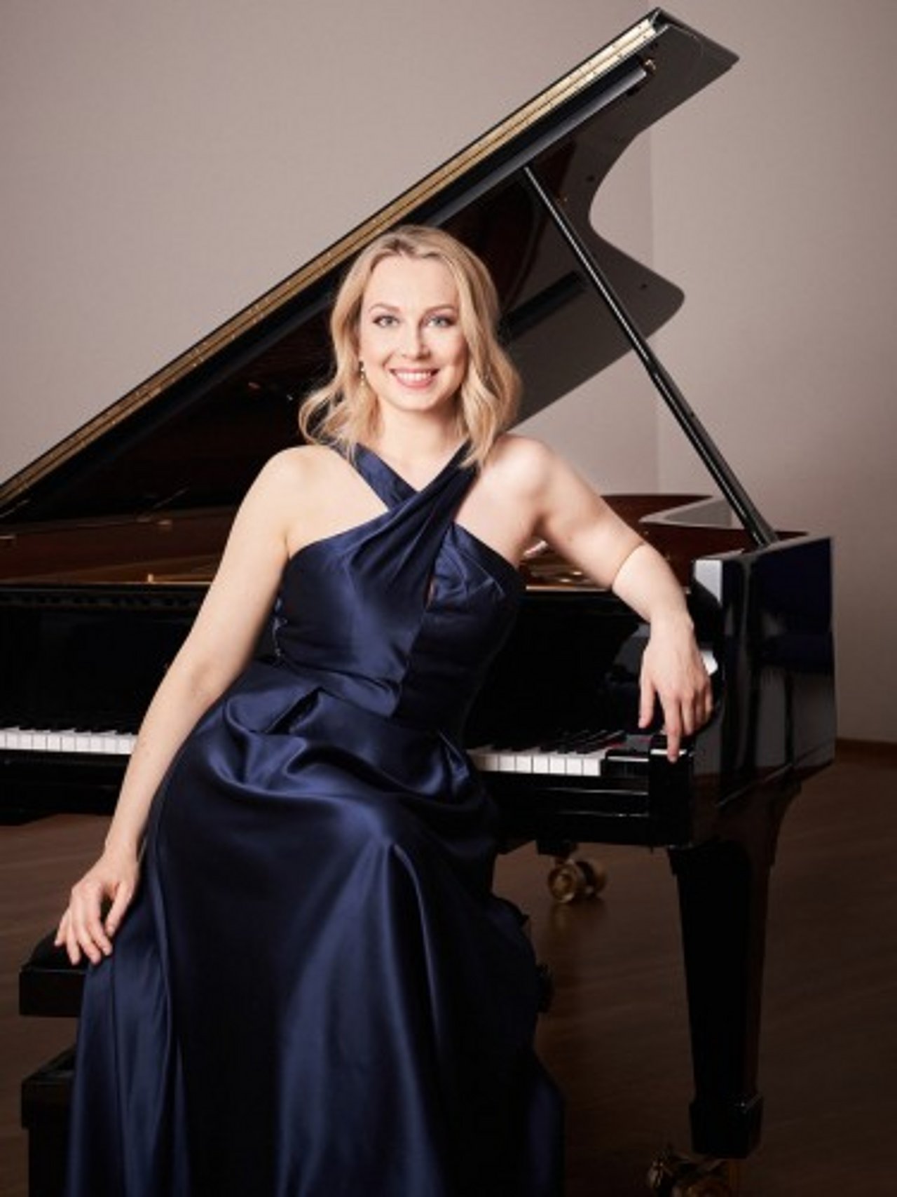 Klavierkonzert: Lydia Maria Bader - „Fernweh – Auf 88 Tasten um die Welt“