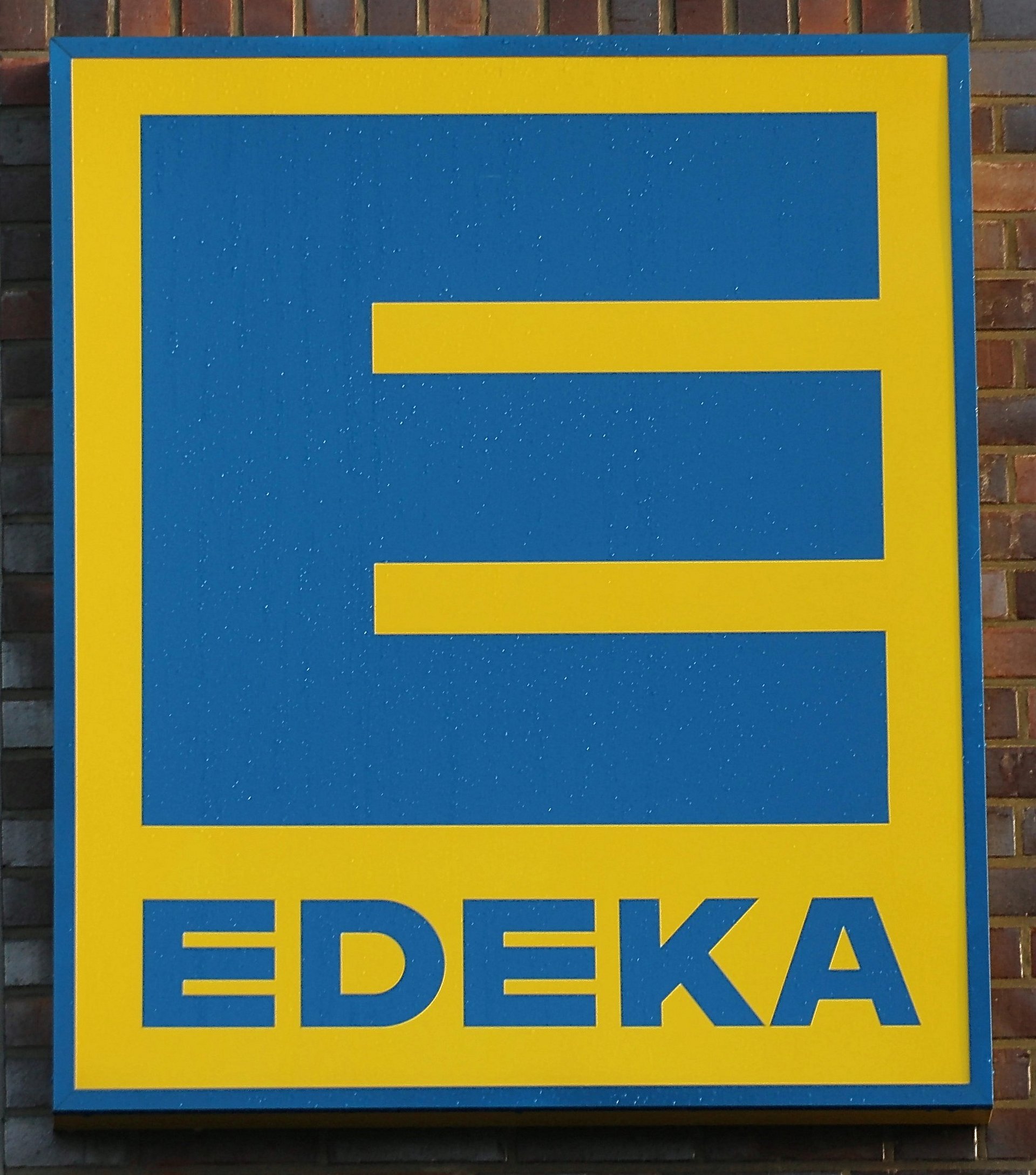 edeka-586375_1920