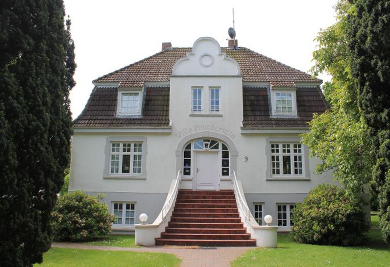 Villa Friedericia, Wohnung 3-Hochparterre links